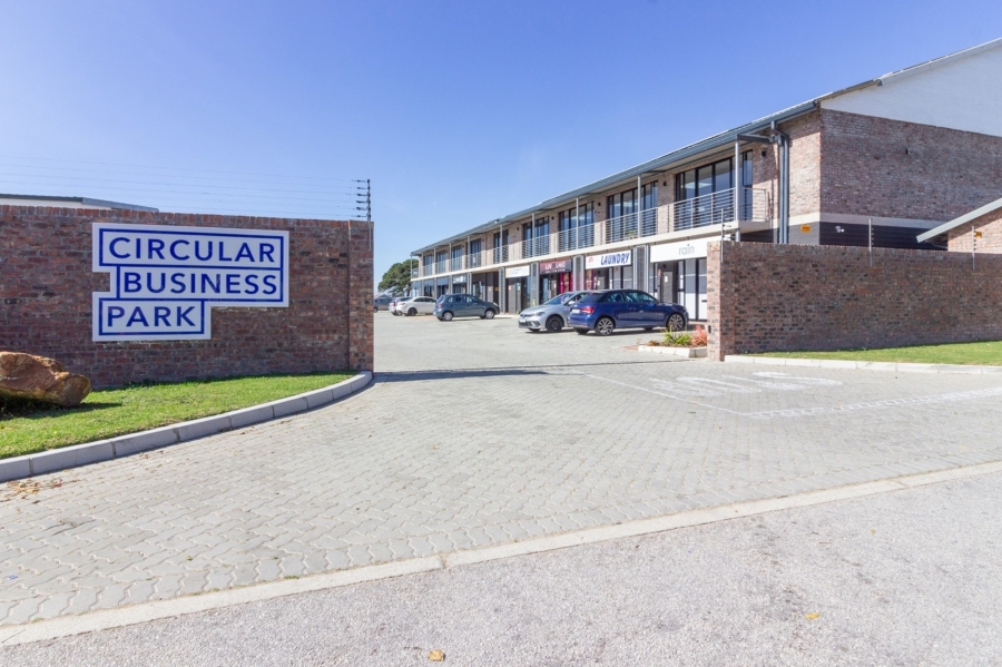 To Let commercial Property for Rent in Fairview Eastern Cape